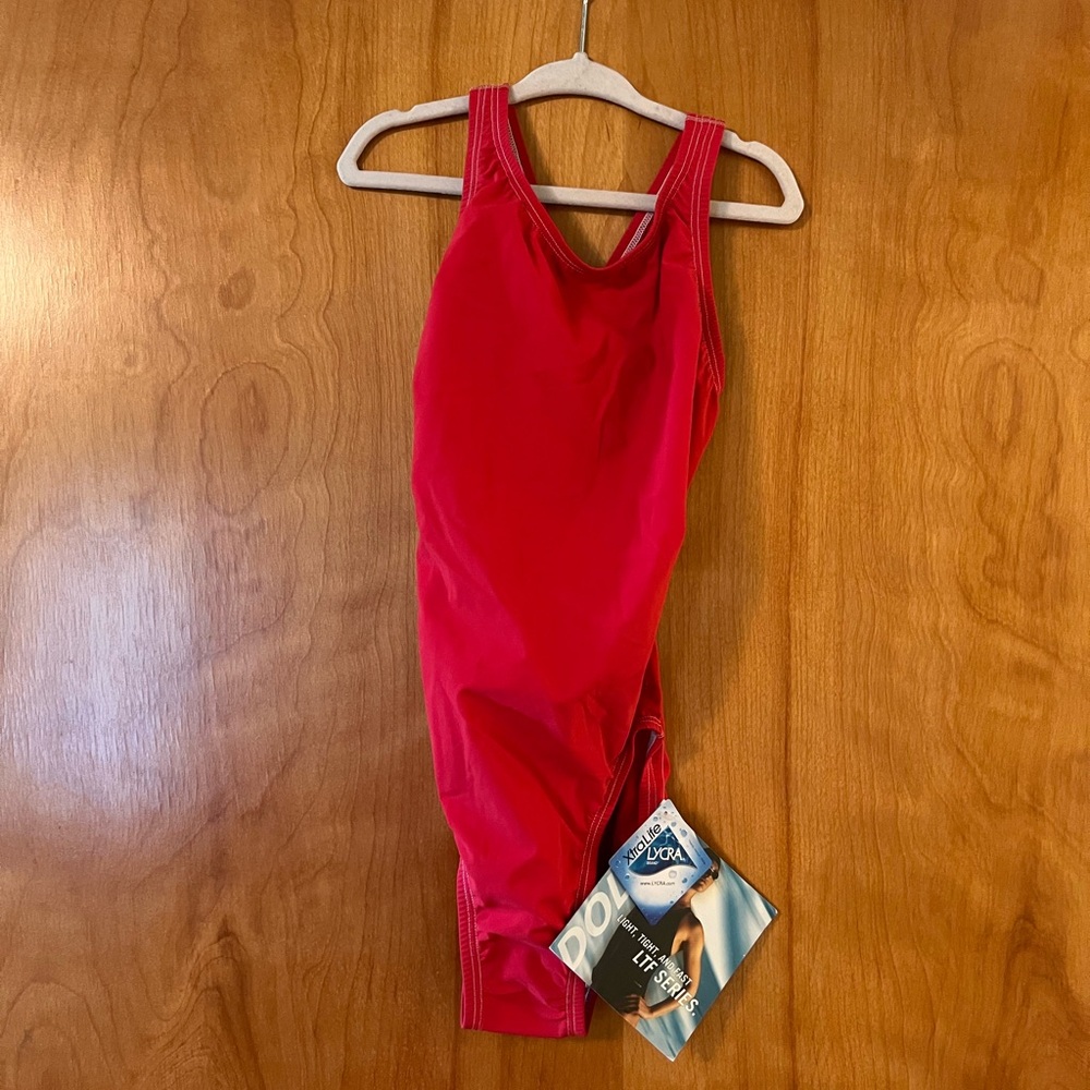 Dolfin Competition LTF Series Swim Suit Red Swimsuit Girls Juniors Size 26 NWT